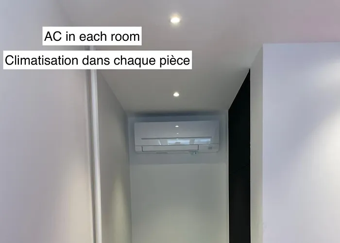 Sea View With Ac And Wifi Apartment